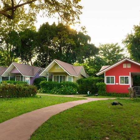 Bo Tree Cottage On The River ムックダーハーン エクステリア 写真