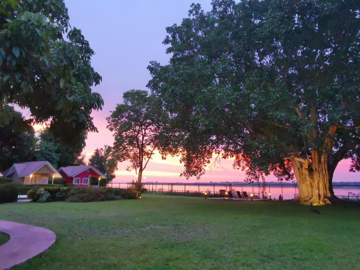 Bo Tree Cottage On The River ムックダーハーン エクステリア 写真