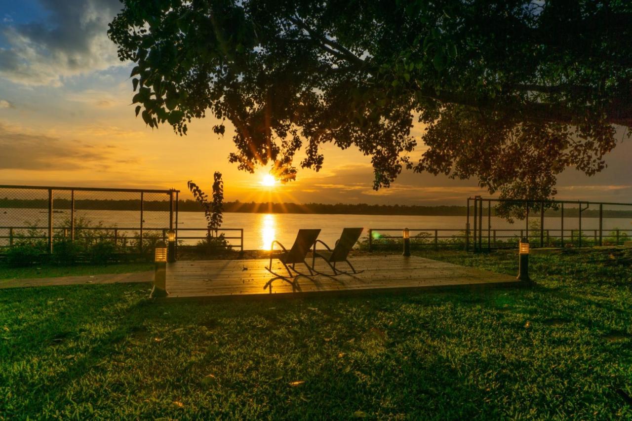 Bo Tree Cottage On The River ムックダーハーン エクステリア 写真